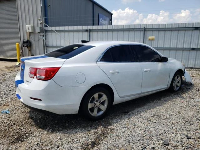 Photo 2 VIN: 1G11A5SL3FF324614 - CHEVROLET MALIBU LS 