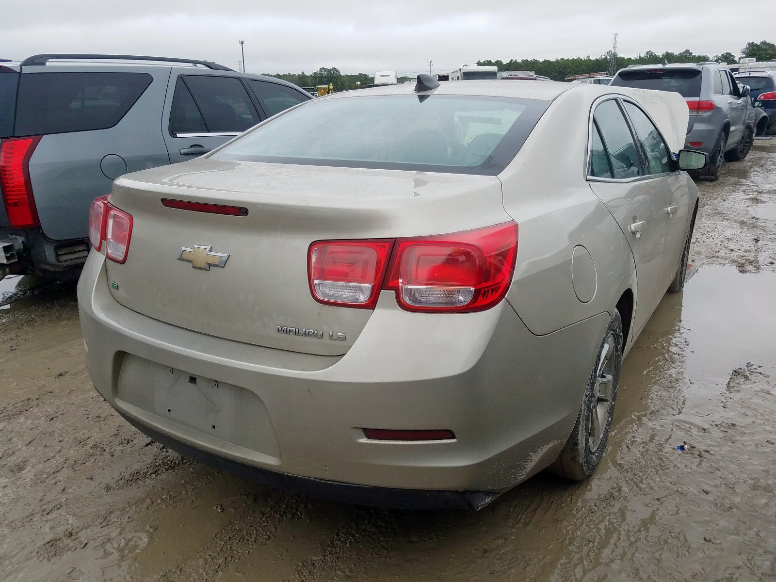 Photo 3 VIN: 1G11A5SLXFF325629 - CHEVROLET MALIBU 