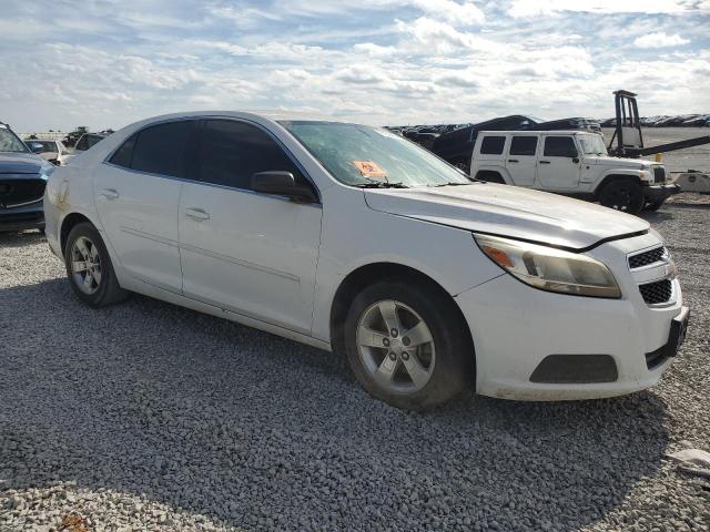 Photo 3 VIN: 1G11B5SA0DF273341 - CHEVROLET MALIBU LS 