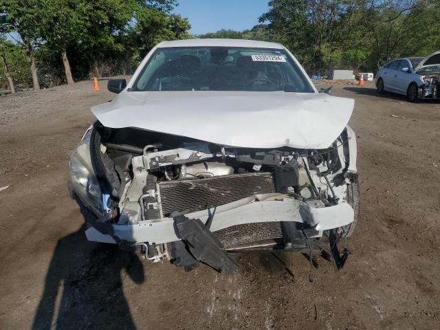 Photo 4 VIN: 1G11B5SA0GF169131 - CHEVROLET MALIBU 