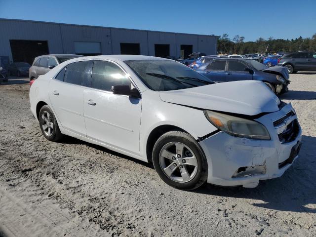 Photo 3 VIN: 1G11B5SA2DF126888 - CHEVROLET MALIBU LS 