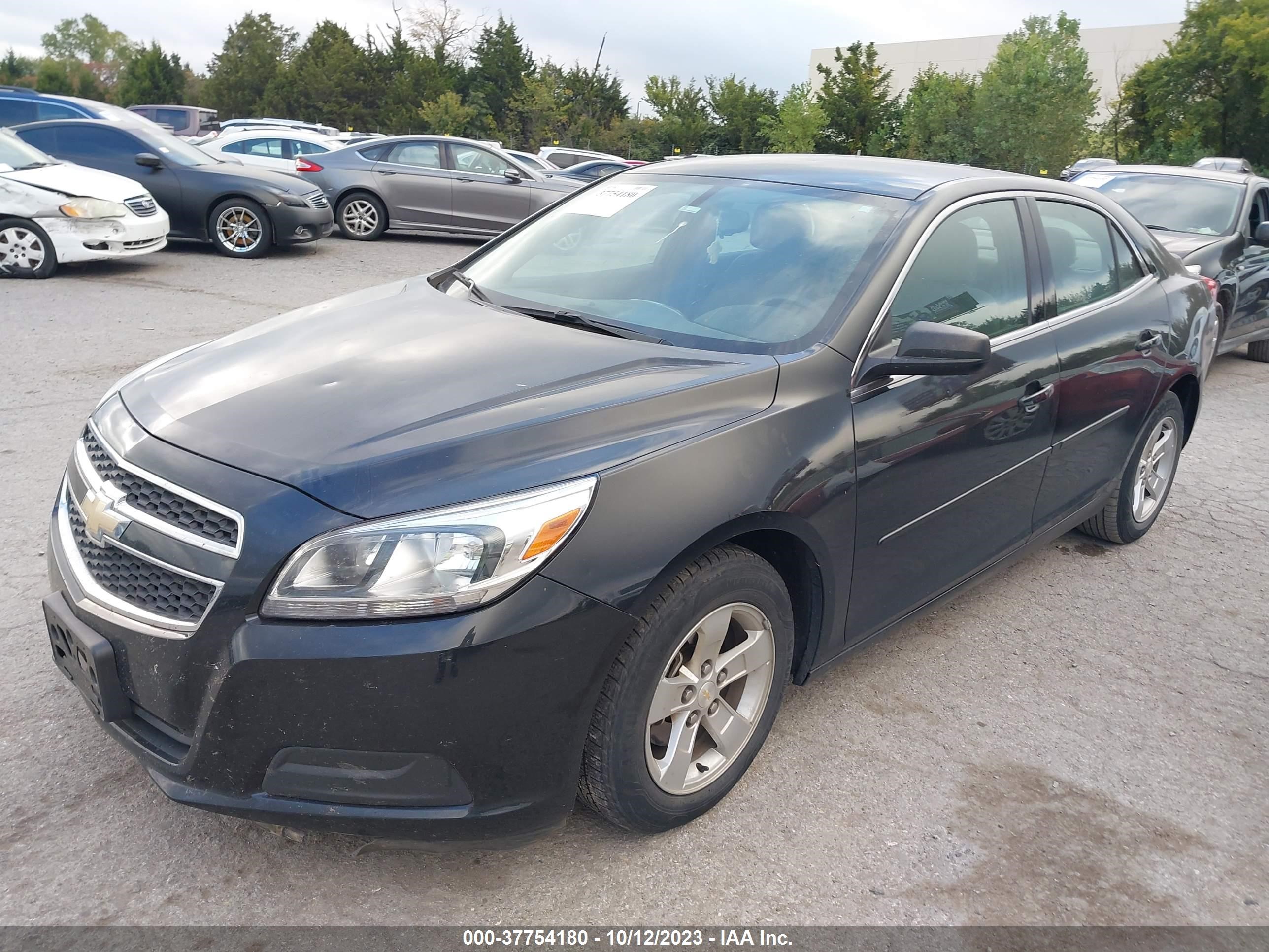 Photo 1 VIN: 1G11B5SA2DF160197 - CHEVROLET MALIBU 