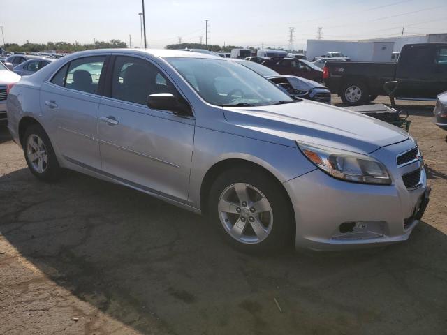 Photo 3 VIN: 1G11B5SA2DF235318 - CHEVROLET MALIBU LS 