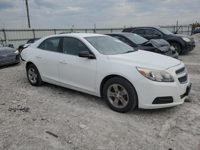 Photo 3 VIN: 1G11B5SA3DF340613 - CHEVROLET MALIBU LS 