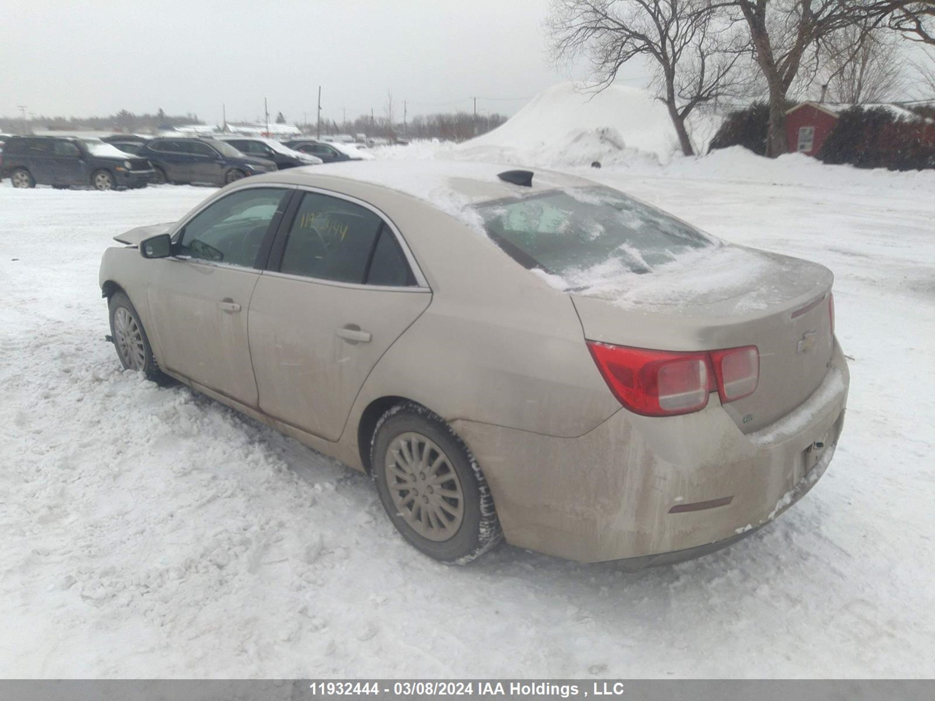 Photo 2 VIN: 1G11B5SA3GF122918 - CHEVROLET MALIBU 