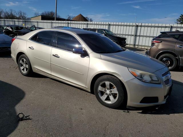 Photo 3 VIN: 1G11B5SA4DF225437 - CHEVROLET MALIBU 