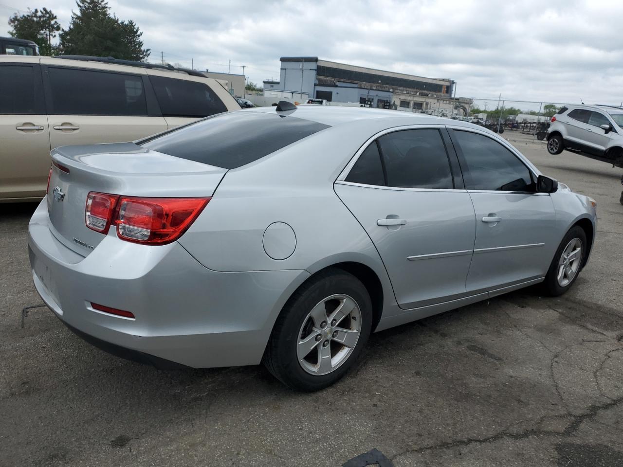 Photo 2 VIN: 1G11B5SA4DF356173 - CHEVROLET MALIBU 