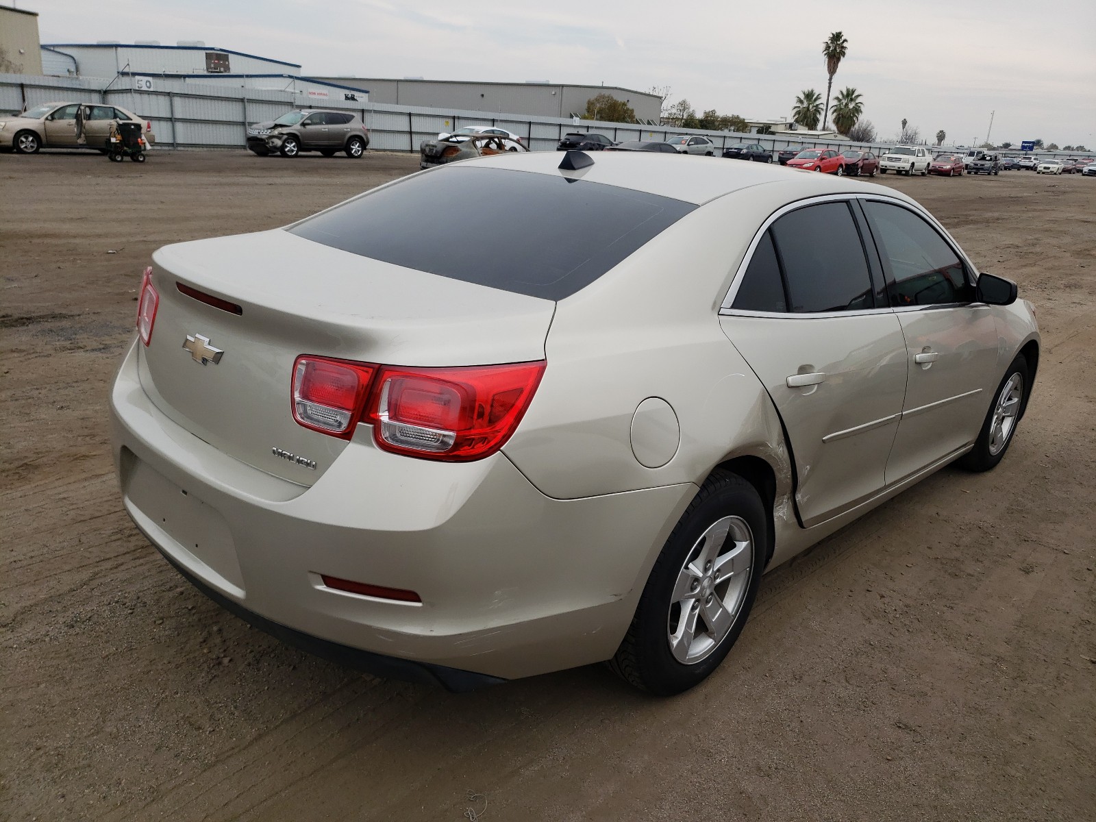 Photo 3 VIN: 1G11B5SA5DF265655 - CHEVROLET MALIBU LS 