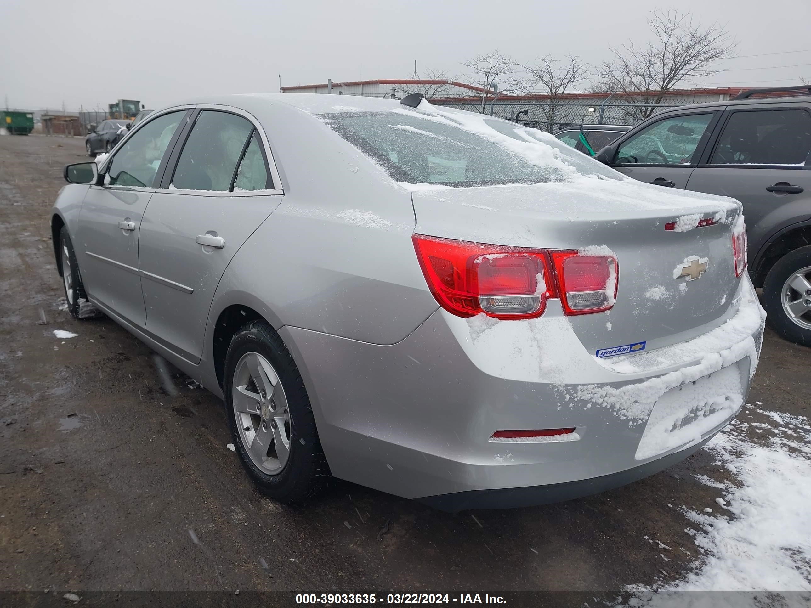 Photo 2 VIN: 1G11B5SA7DF296969 - CHEVROLET MALIBU 