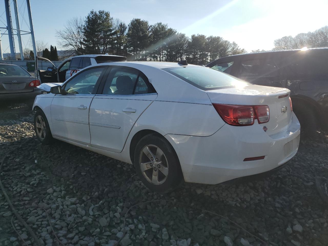 Photo 1 VIN: 1G11B5SA8DU150995 - CHEVROLET MALIBU 