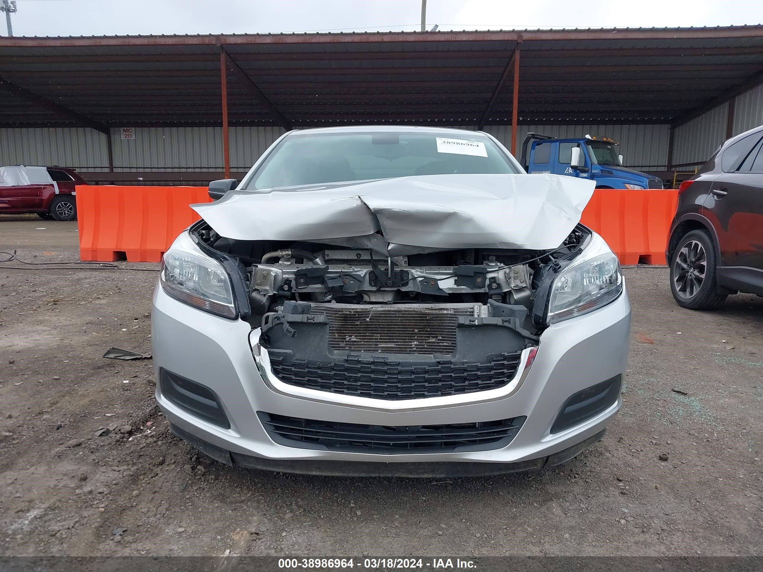 Photo 11 VIN: 1G11B5SA8GF147703 - CHEVROLET MALIBU 