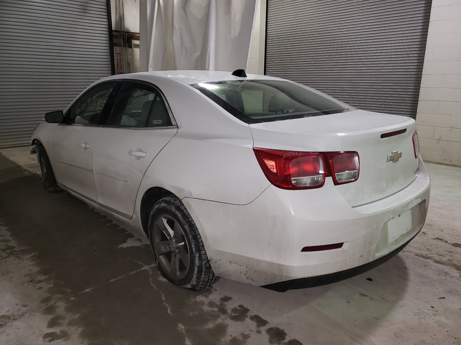 Photo 2 VIN: 1G11B5SA9DF160780 - CHEVROLET MALIBU LS 