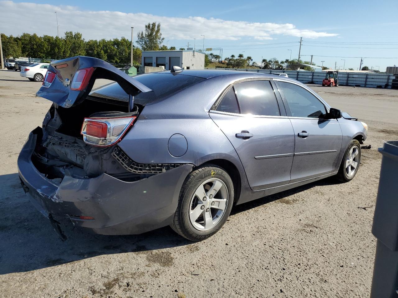 Photo 2 VIN: 1G11B5SL0EF107906 - CHEVROLET MALIBU 