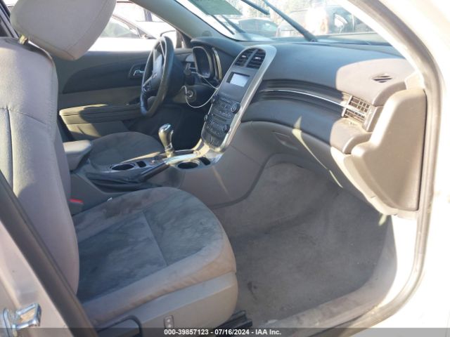 Photo 4 VIN: 1G11B5SL0FF301112 - CHEVROLET MALIBU 