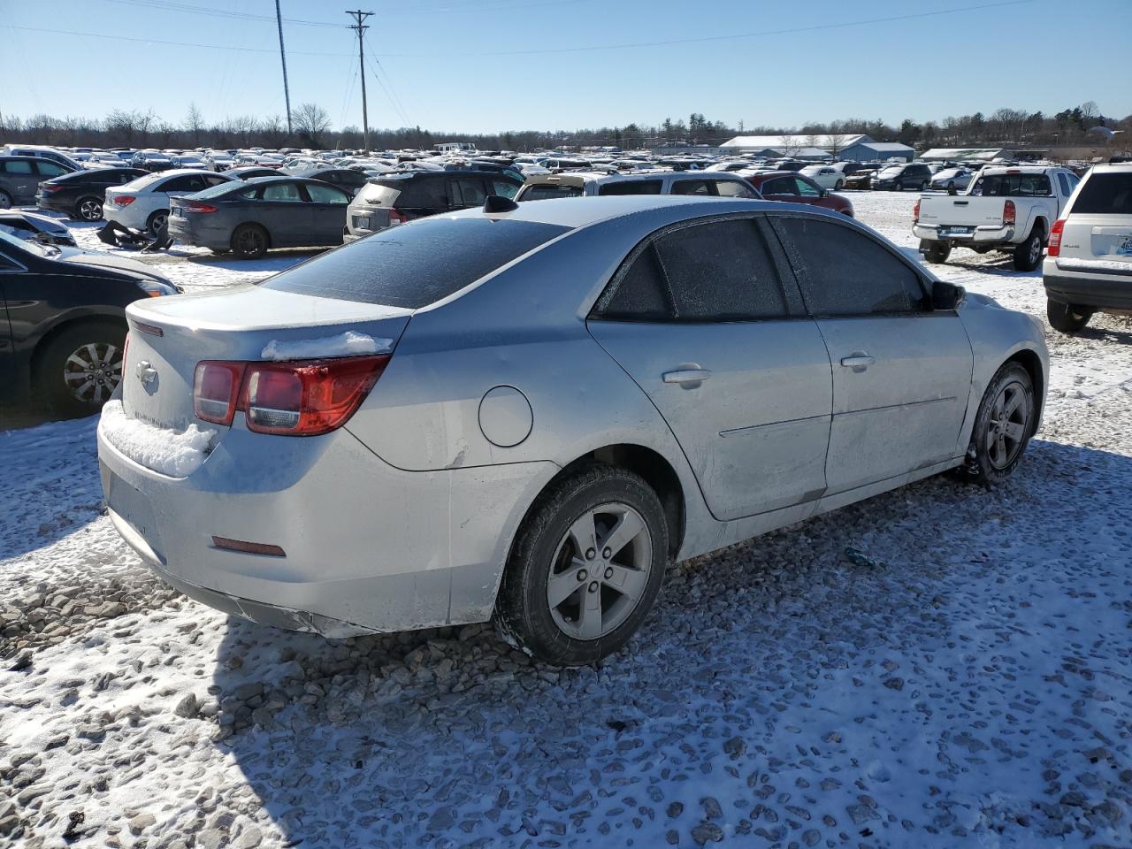 Photo 2 VIN: 1G11B5SL1EF116632 - CHEVROLET MALIBU 