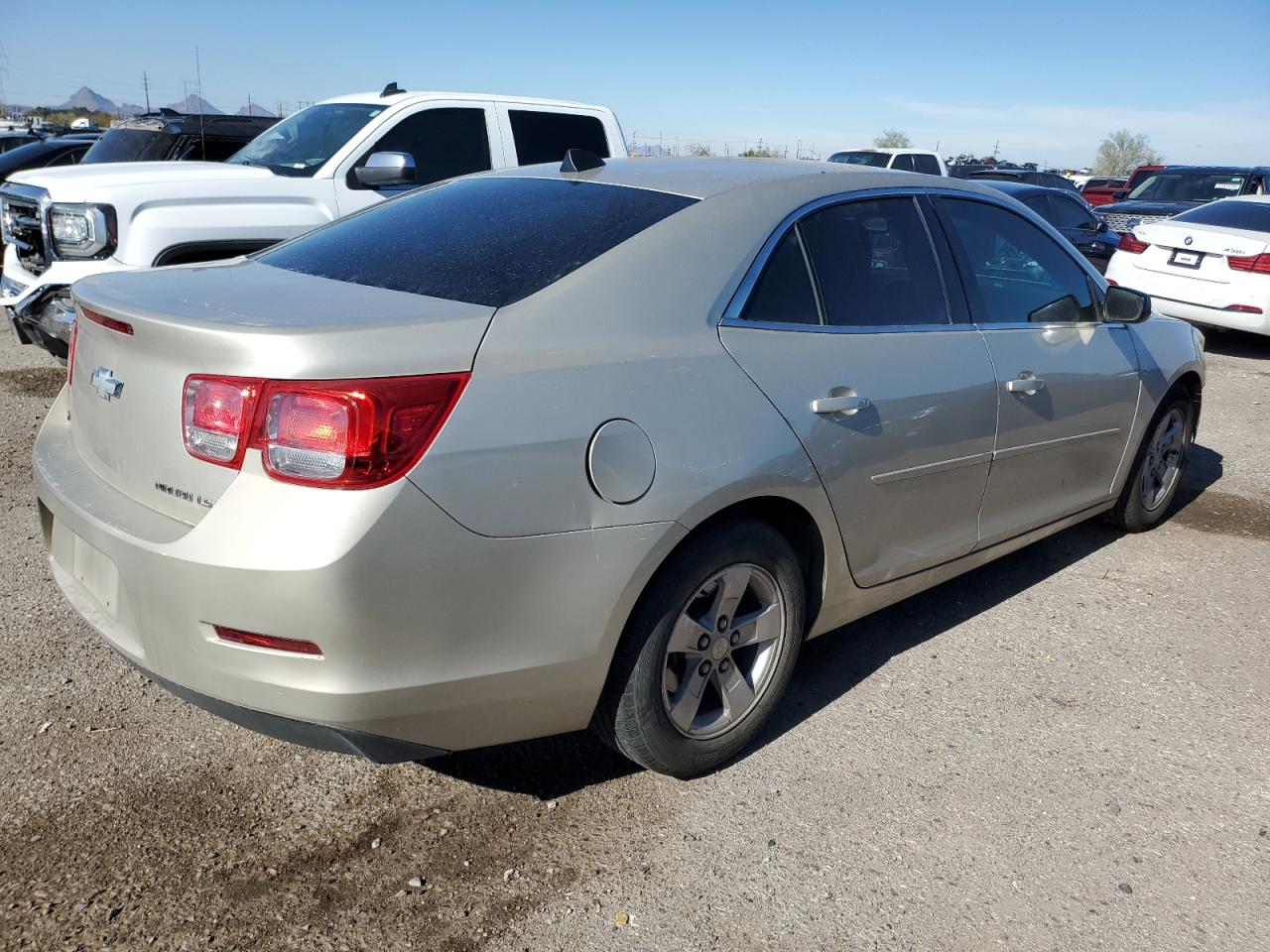 Photo 2 VIN: 1G11B5SL1EF230677 - CHEVROLET MALIBU 