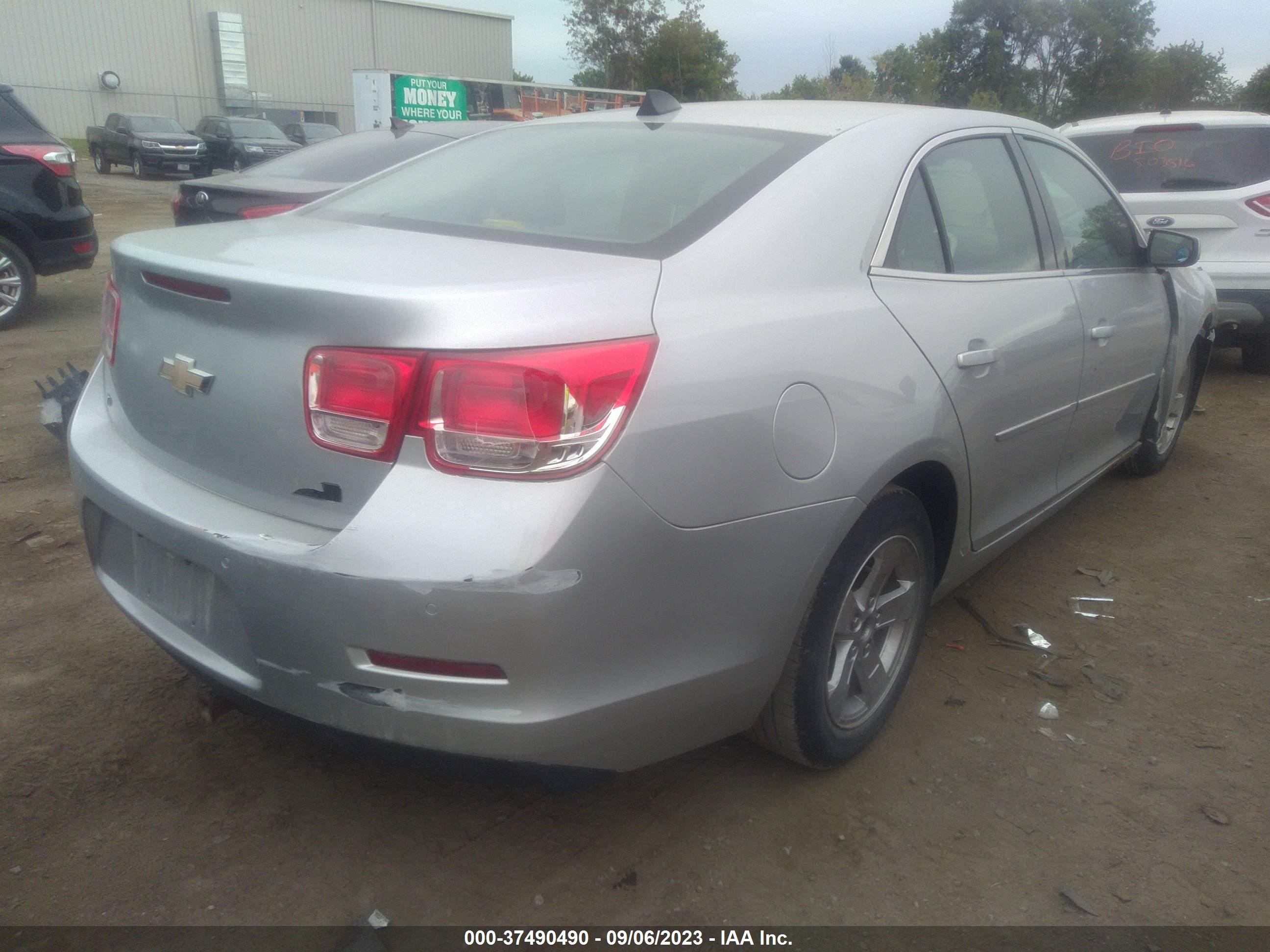 Photo 3 VIN: 1G11B5SL1EF235099 - CHEVROLET MALIBU 