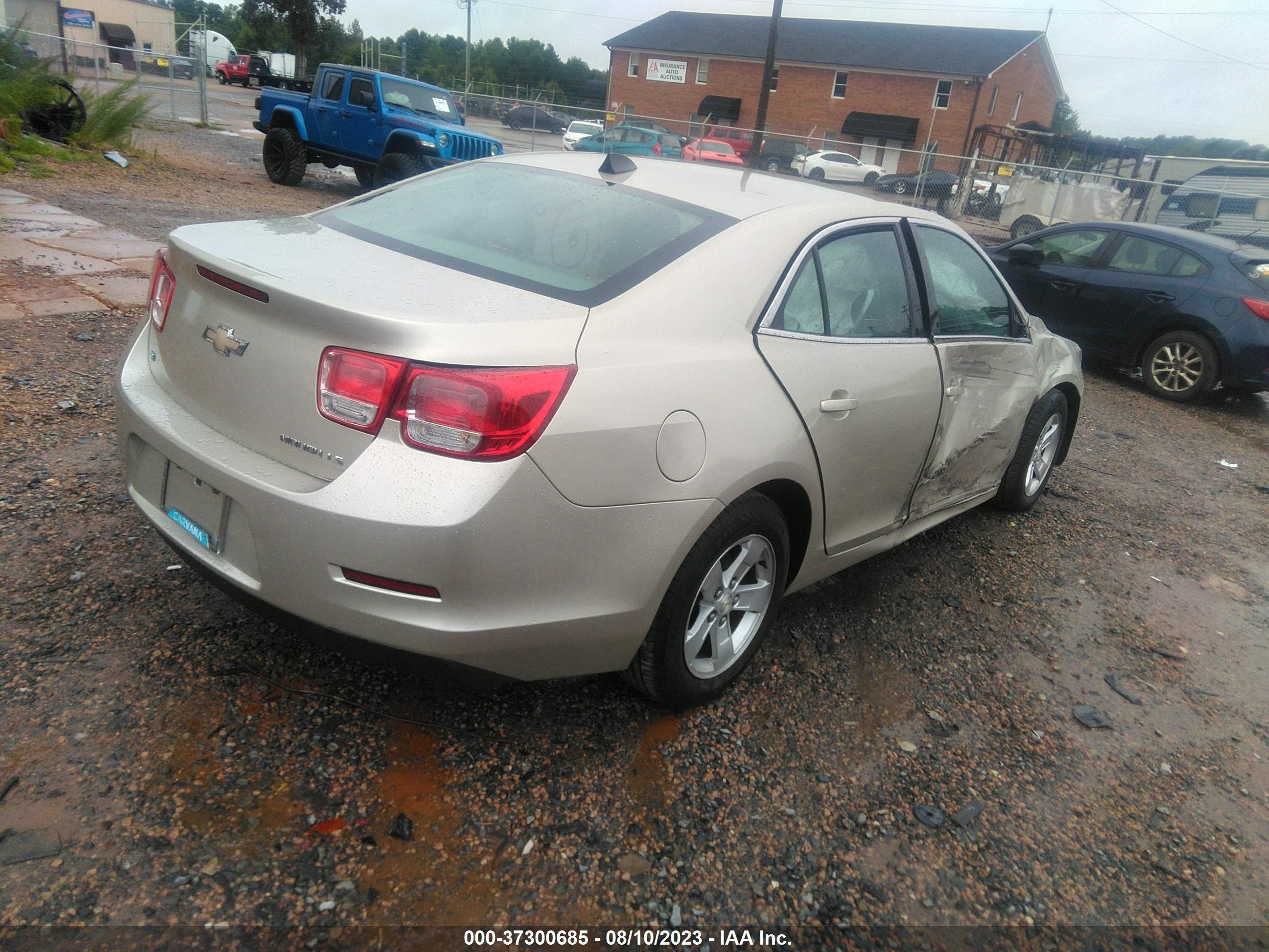 Photo 3 VIN: 1G11B5SL2EF220370 - CHEVROLET MALIBU 