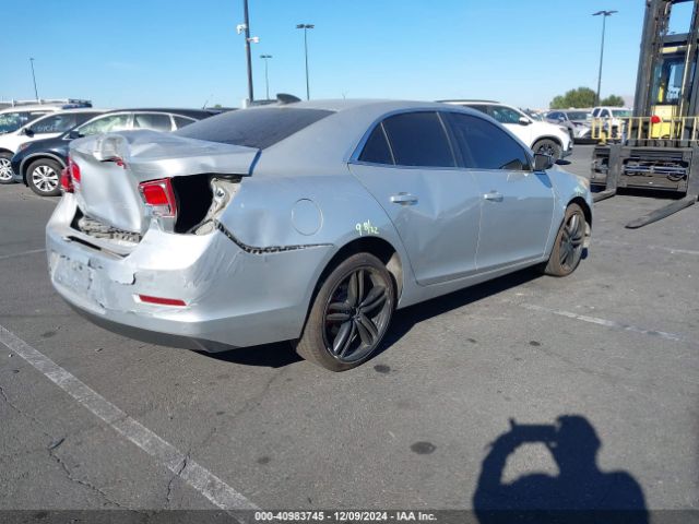 Photo 3 VIN: 1G11B5SL3FF174047 - CHEVROLET MALIBU 