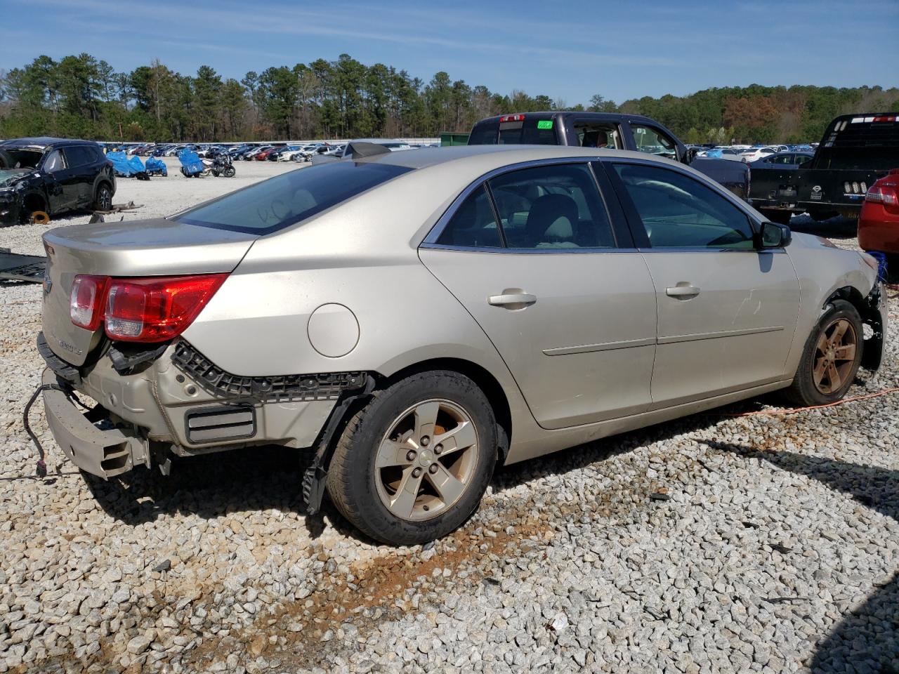 Photo 2 VIN: 1G11B5SL4FF240783 - CHEVROLET MALIBU 