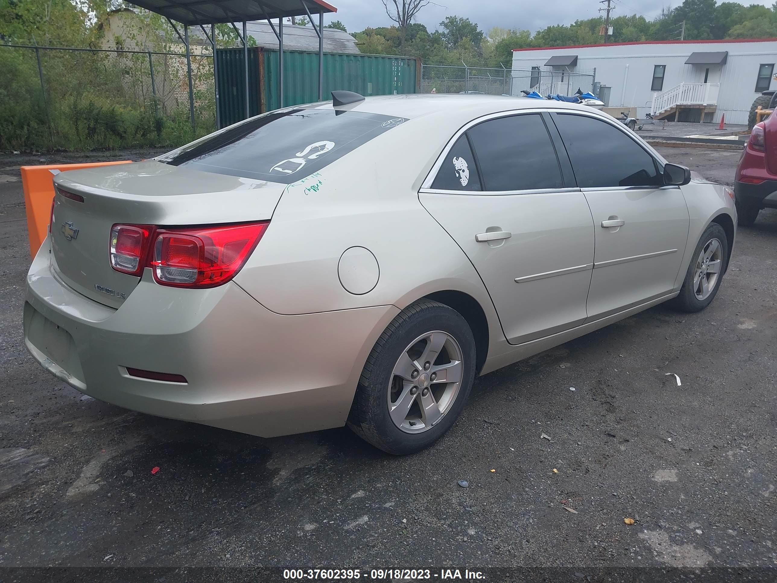 Photo 3 VIN: 1G11B5SL5FF137145 - CHEVROLET MALIBU 