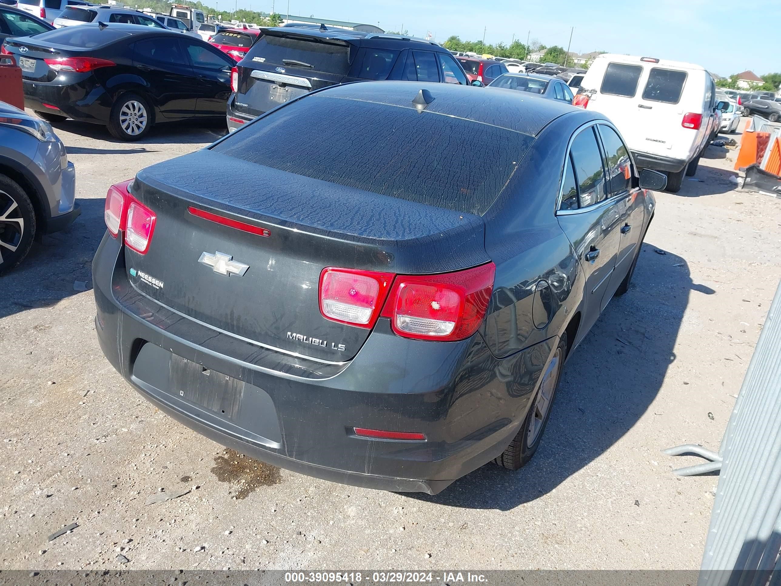 Photo 3 VIN: 1G11B5SL6EF275565 - CHEVROLET MALIBU 