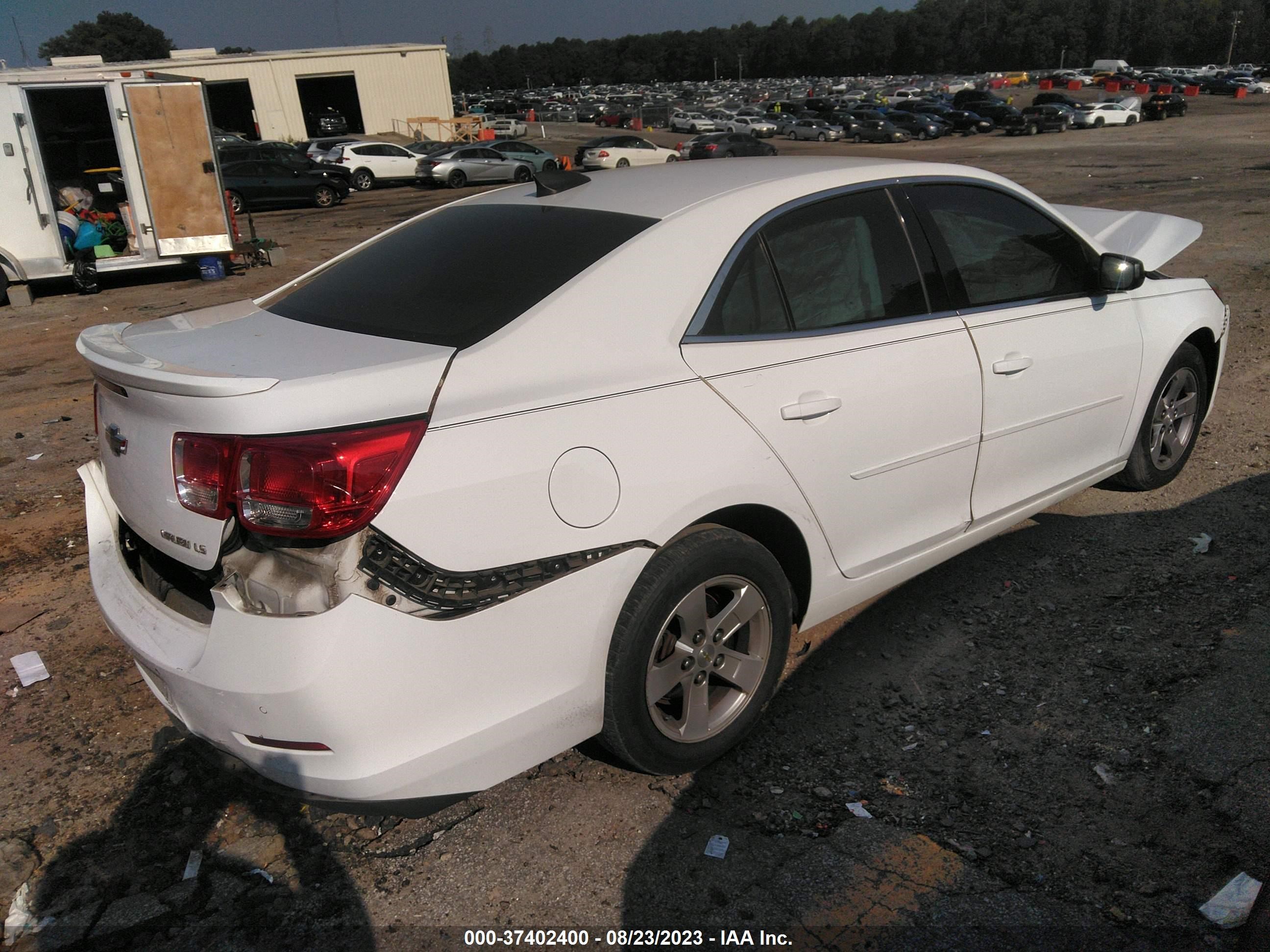 Photo 3 VIN: 1G11B5SL6FF201130 - CHEVROLET MALIBU 