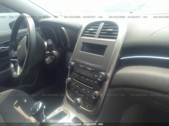 Photo 4 VIN: 1G11B5SL6FF301728 - CHEVROLET MALIBU 