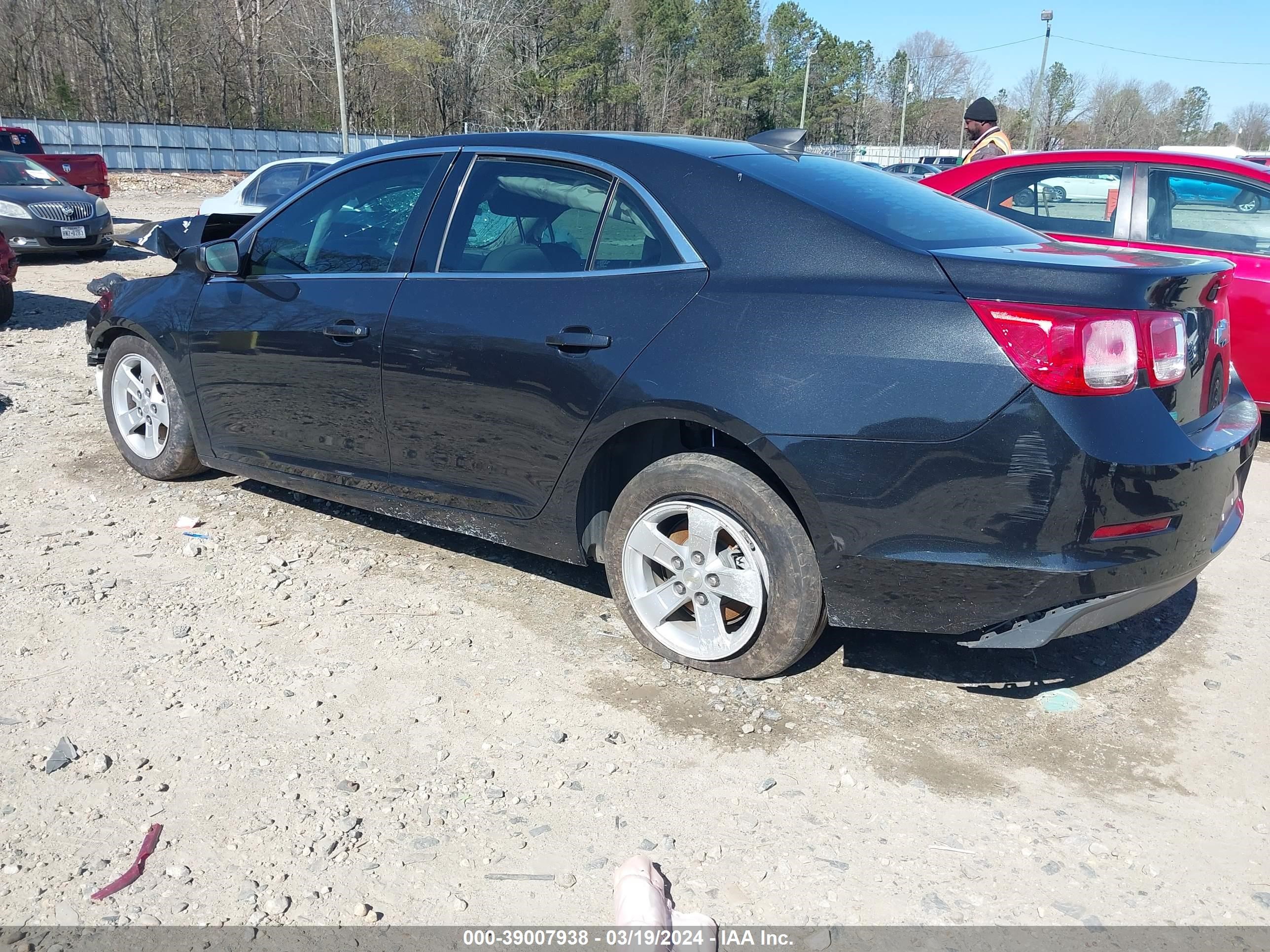 Photo 2 VIN: 1G11B5SL9FF160802 - CHEVROLET MALIBU 