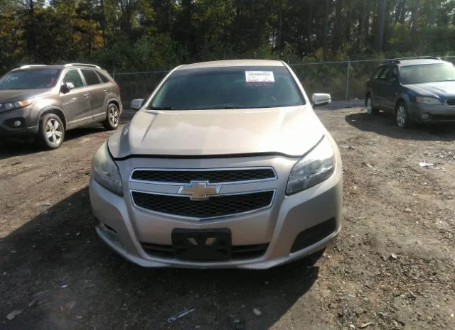 Photo 5 VIN: 1G11C5SA0DF312345 - CHEVROLET MALIBU 