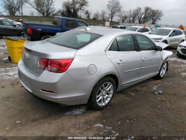 Photo 3 VIN: 1G11C5SA1DF146210 - CHEVROLET MALIBU 