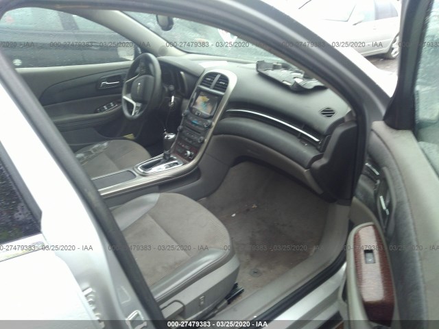 Photo 4 VIN: 1G11C5SA1DF200301 - CHEVROLET MALIBU 