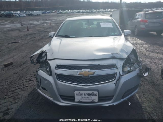 Photo 5 VIN: 1G11C5SA1DF317845 - CHEVROLET MALIBU 