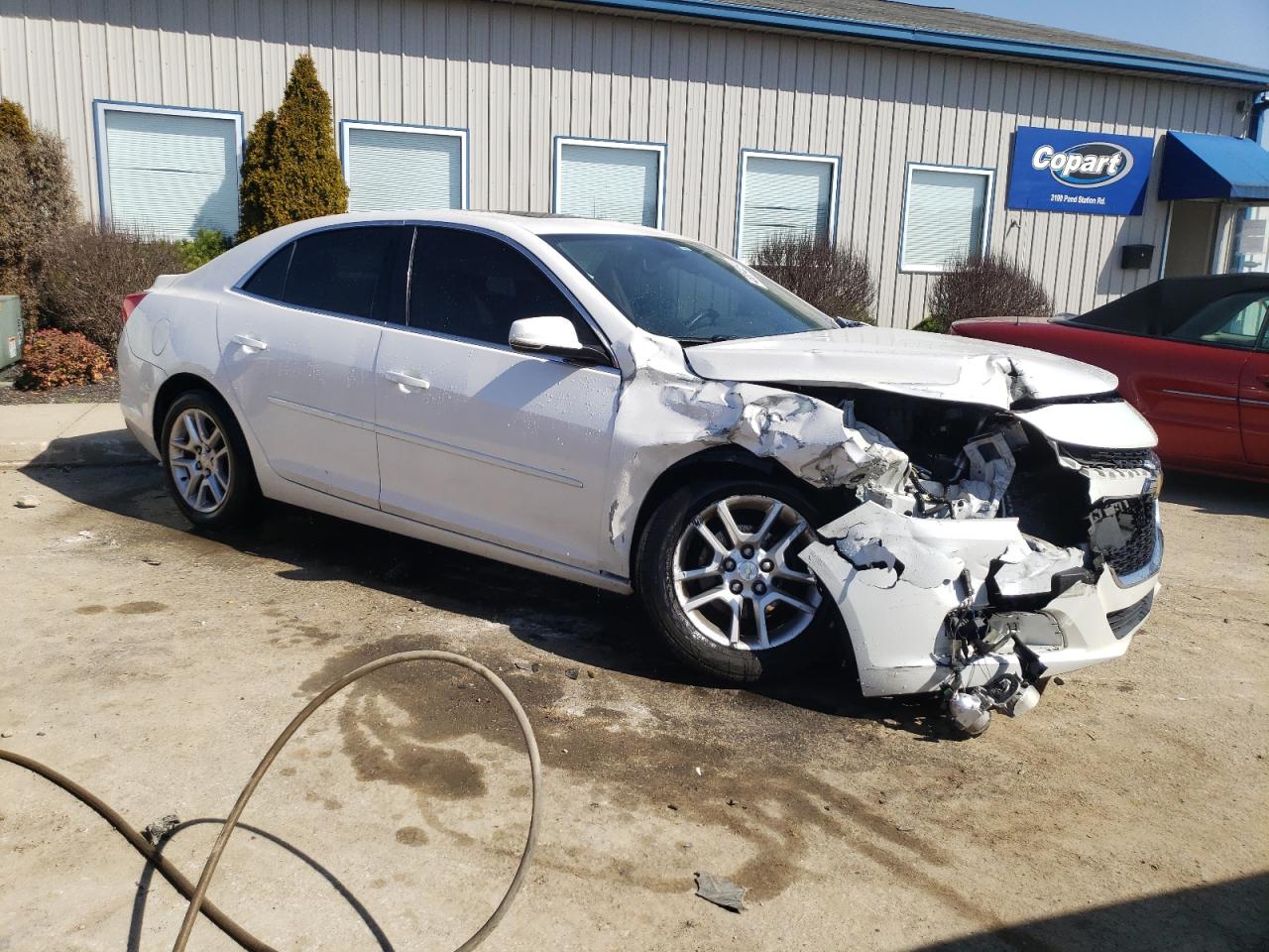 Photo 3 VIN: 1G11C5SA1GF104205 - CHEVROLET MALIBU 