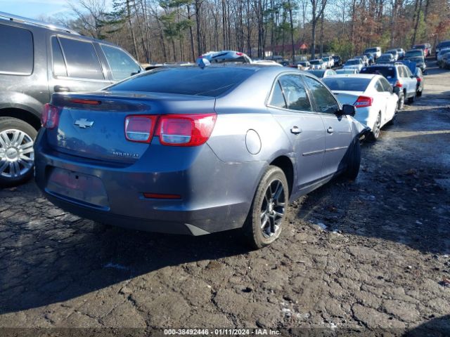 Photo 3 VIN: 1G11C5SA2DF175215 - CHEVROLET MALIBU 