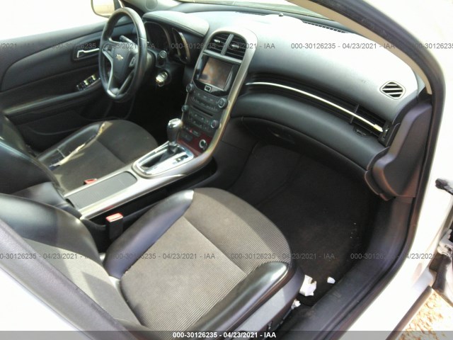 Photo 4 VIN: 1G11C5SA2DF215129 - CHEVROLET MALIBU 