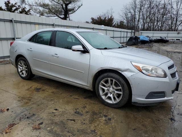 Photo 3 VIN: 1G11C5SA2DU150780 - CHEVROLET MALIBU 