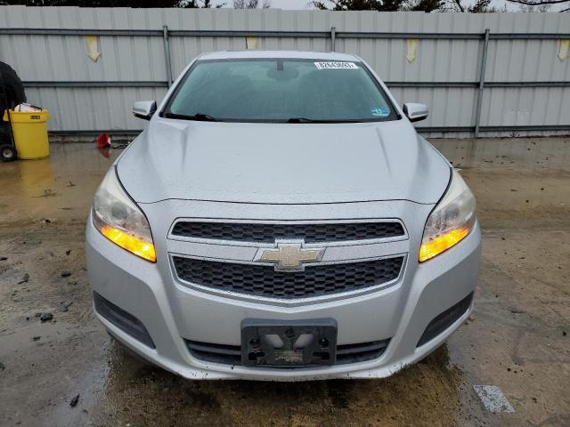 Photo 4 VIN: 1G11C5SA2DU150780 - CHEVROLET MALIBU 