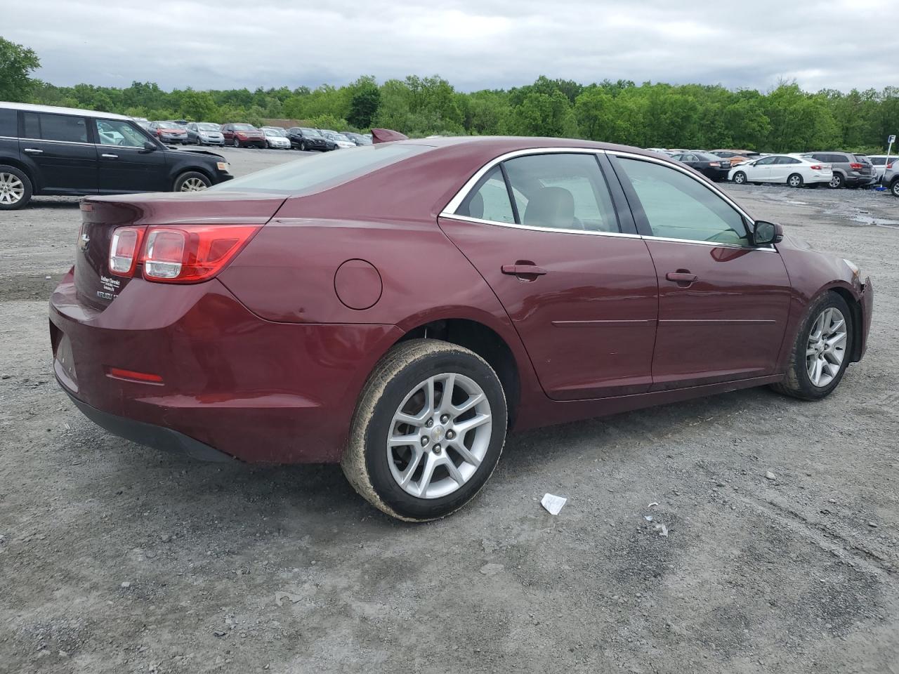 Photo 2 VIN: 1G11C5SA2GF106447 - CHEVROLET MALIBU 