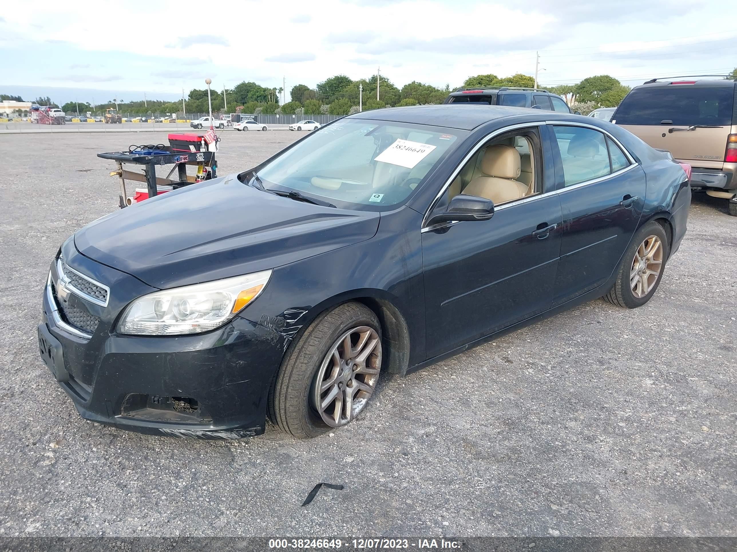 Photo 1 VIN: 1G11C5SA3DF249967 - CHEVROLET MALIBU 