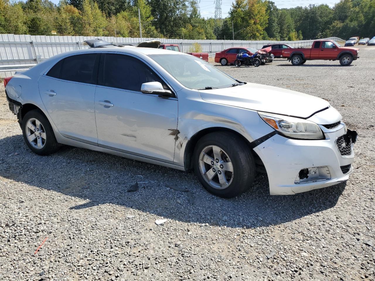 Photo 3 VIN: 1G11C5SA3GF136282 - CHEVROLET MALIBU 