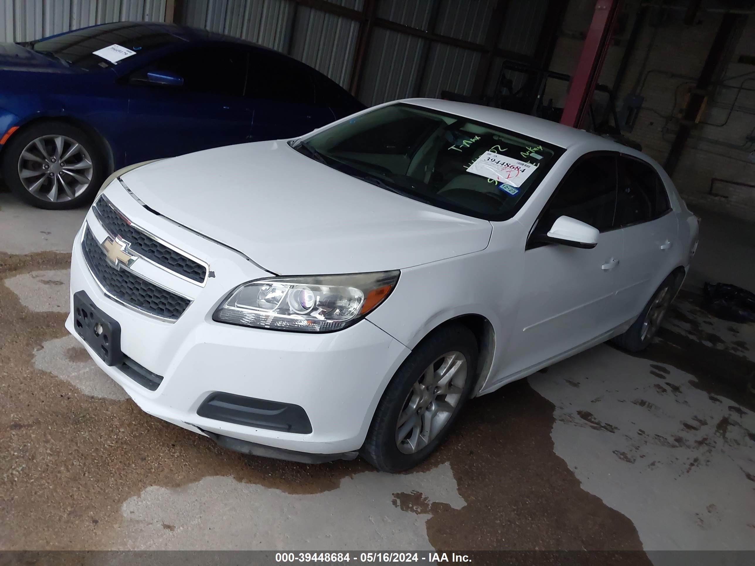 Photo 1 VIN: 1G11C5SA4DF164202 - CHEVROLET MALIBU 