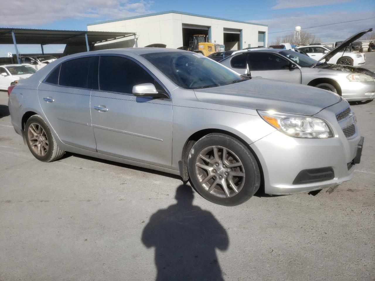 Photo 3 VIN: 1G11C5SA5DF133461 - CHEVROLET MALIBU 