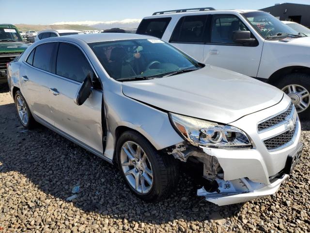 Photo 3 VIN: 1G11C5SA5DF323664 - CHEVROLET MALIBU 