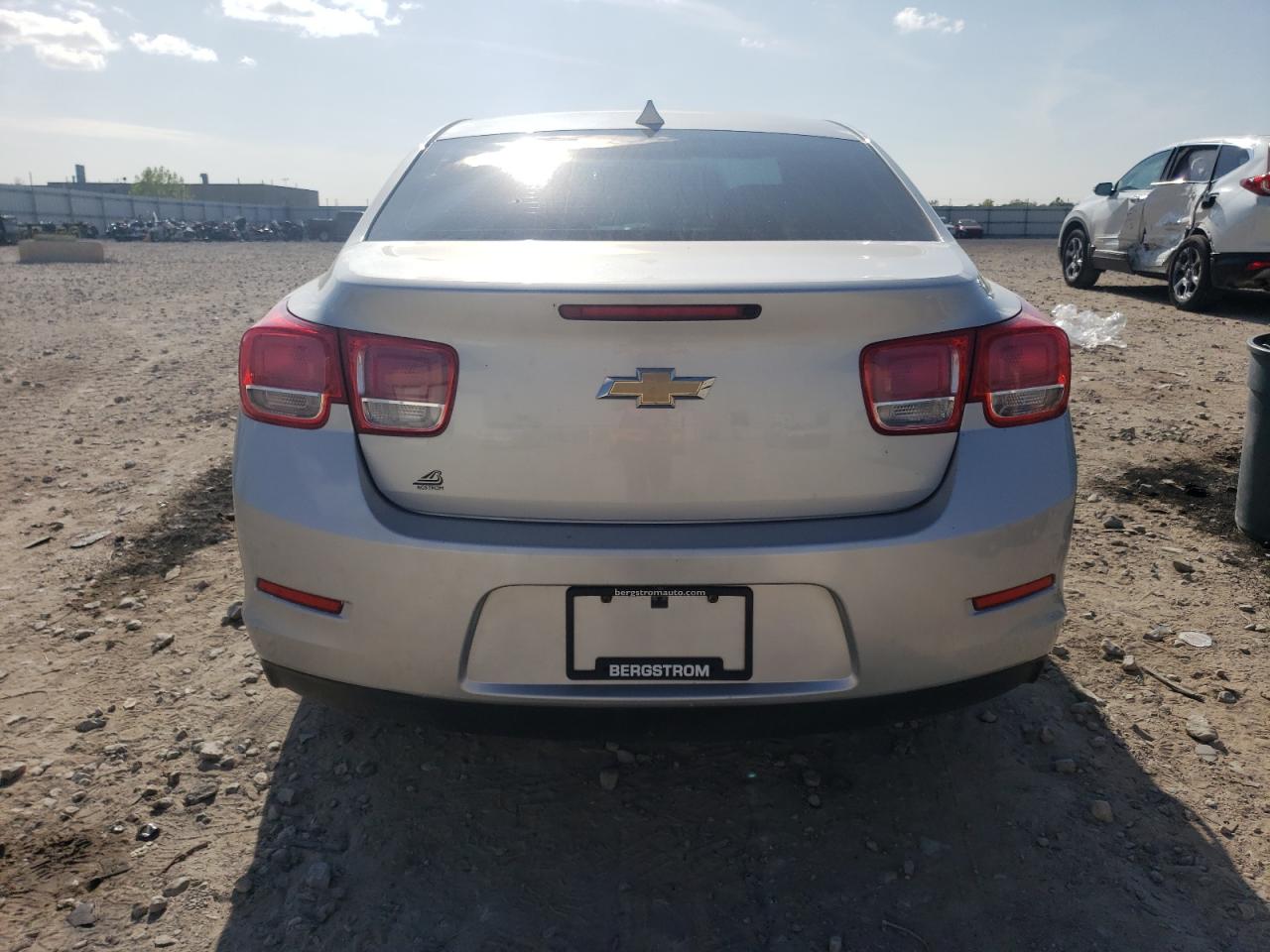 Photo 5 VIN: 1G11C5SA5DF330775 - CHEVROLET MALIBU 