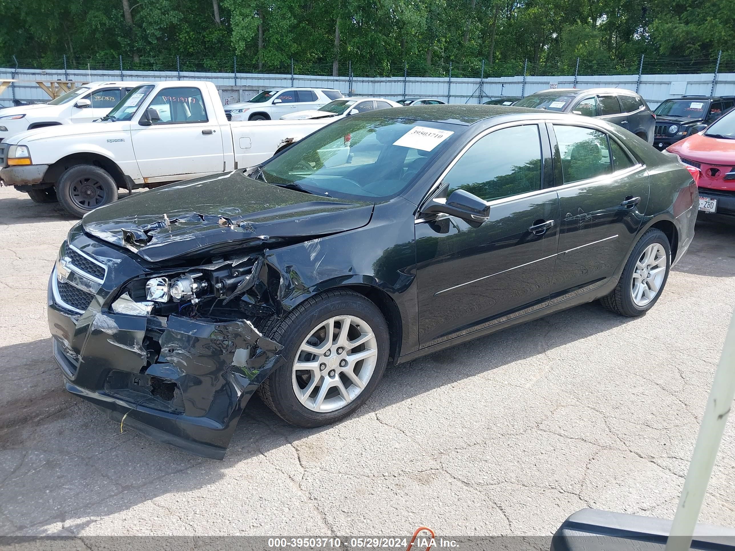 Photo 1 VIN: 1G11C5SA7DF152139 - CHEVROLET MALIBU 