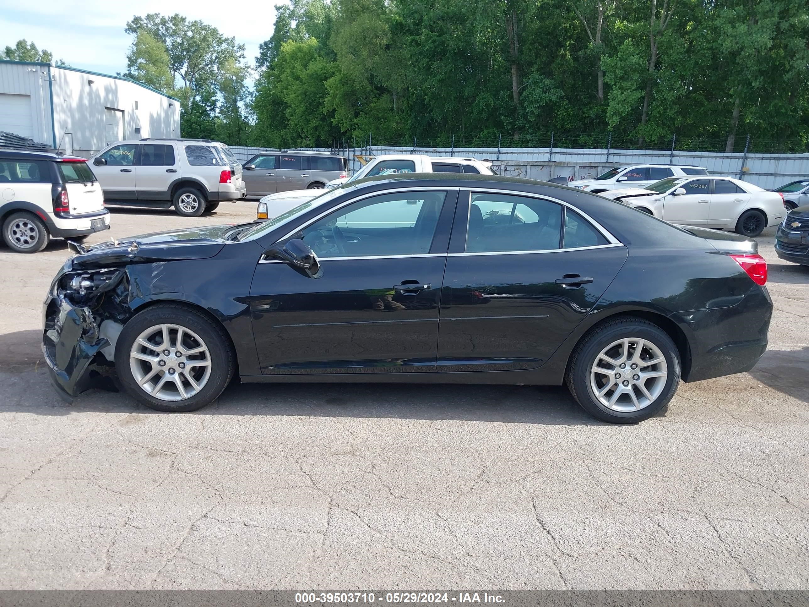 Photo 13 VIN: 1G11C5SA7DF152139 - CHEVROLET MALIBU 