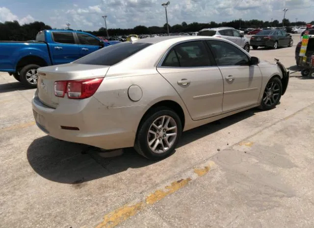 Photo 3 VIN: 1G11C5SA8DF158077 - CHEVROLET MALIBU 