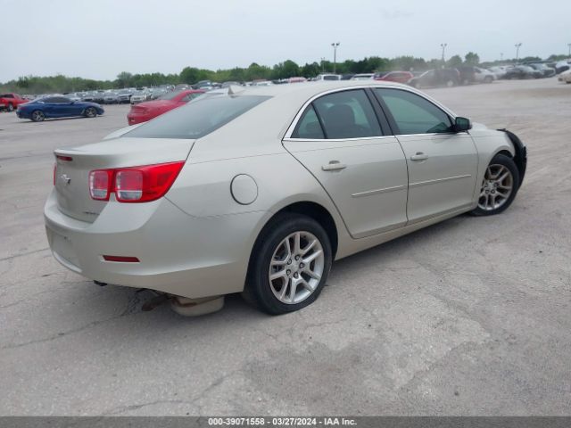 Photo 3 VIN: 1G11C5SA8DF158077 - CHEVROLET MALIBU 