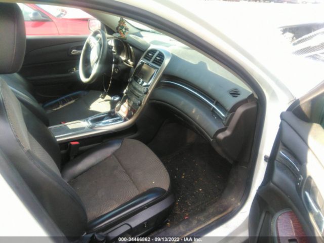 Photo 4 VIN: 1G11C5SA8DF161383 - CHEVROLET MALIBU 